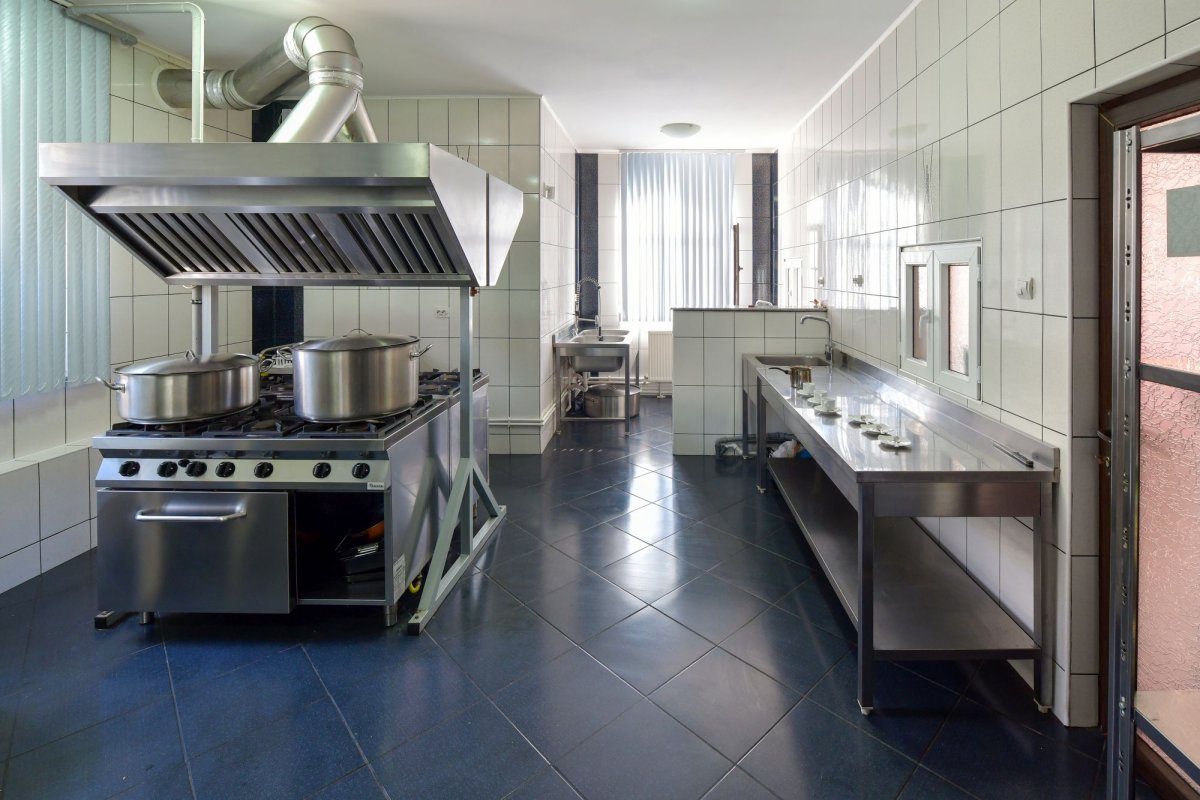 Un porto-franco al filantropiei 142824