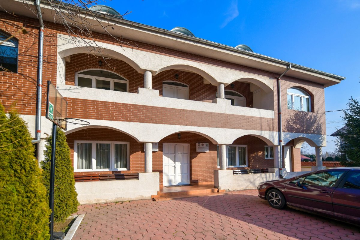 Un porto-franco al filantropiei 142828