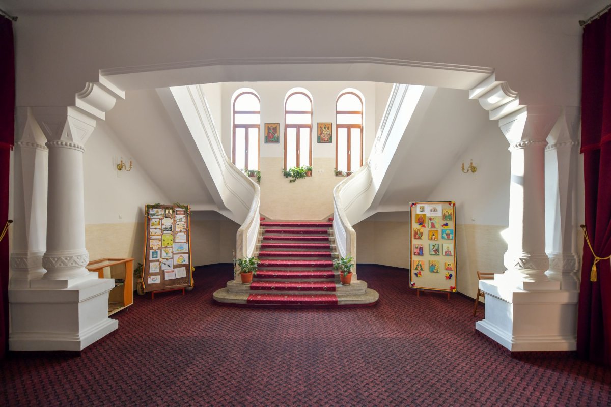 Un porto-franco al filantropiei 142833