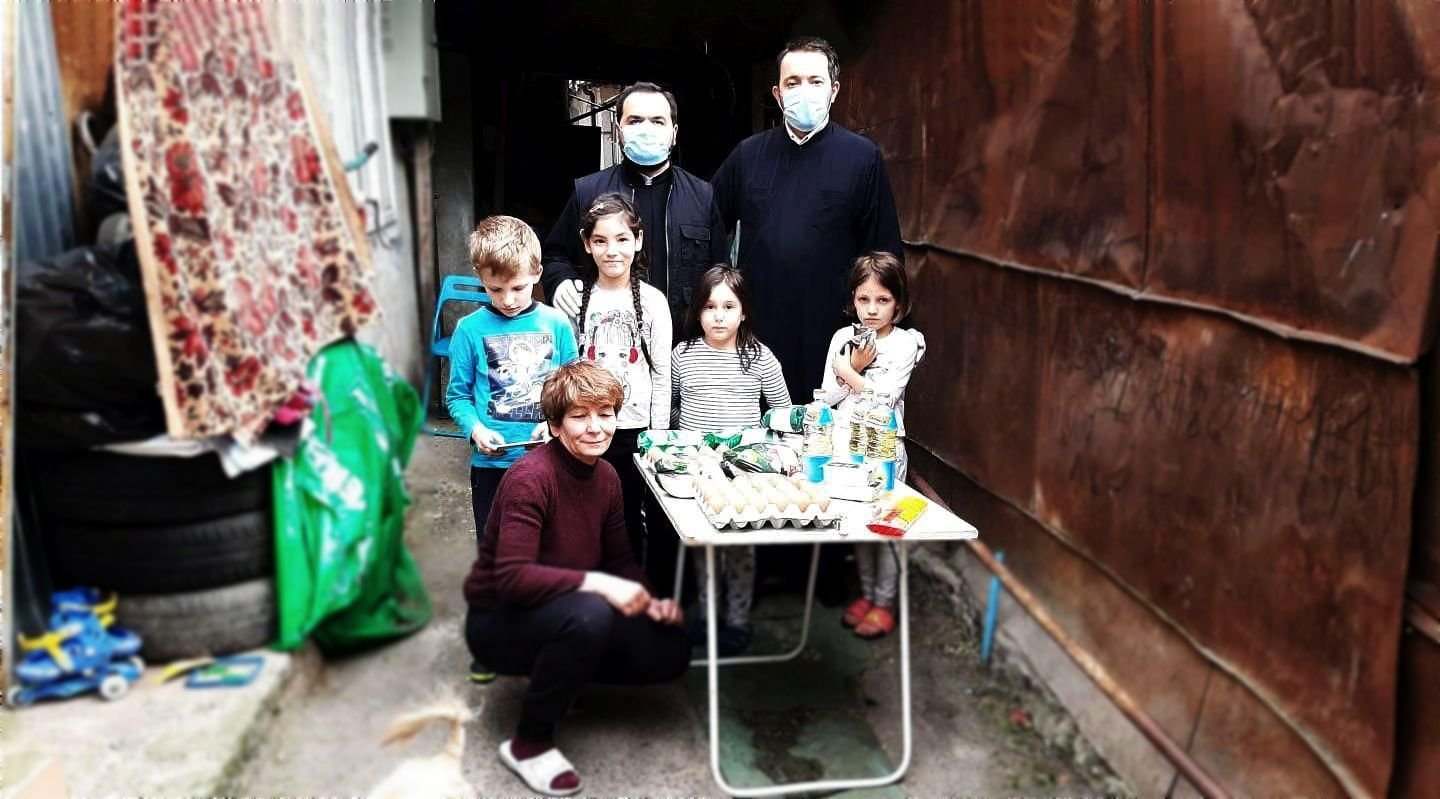 Biserica este alături de fiii săi aflaţi în nevoie 142981