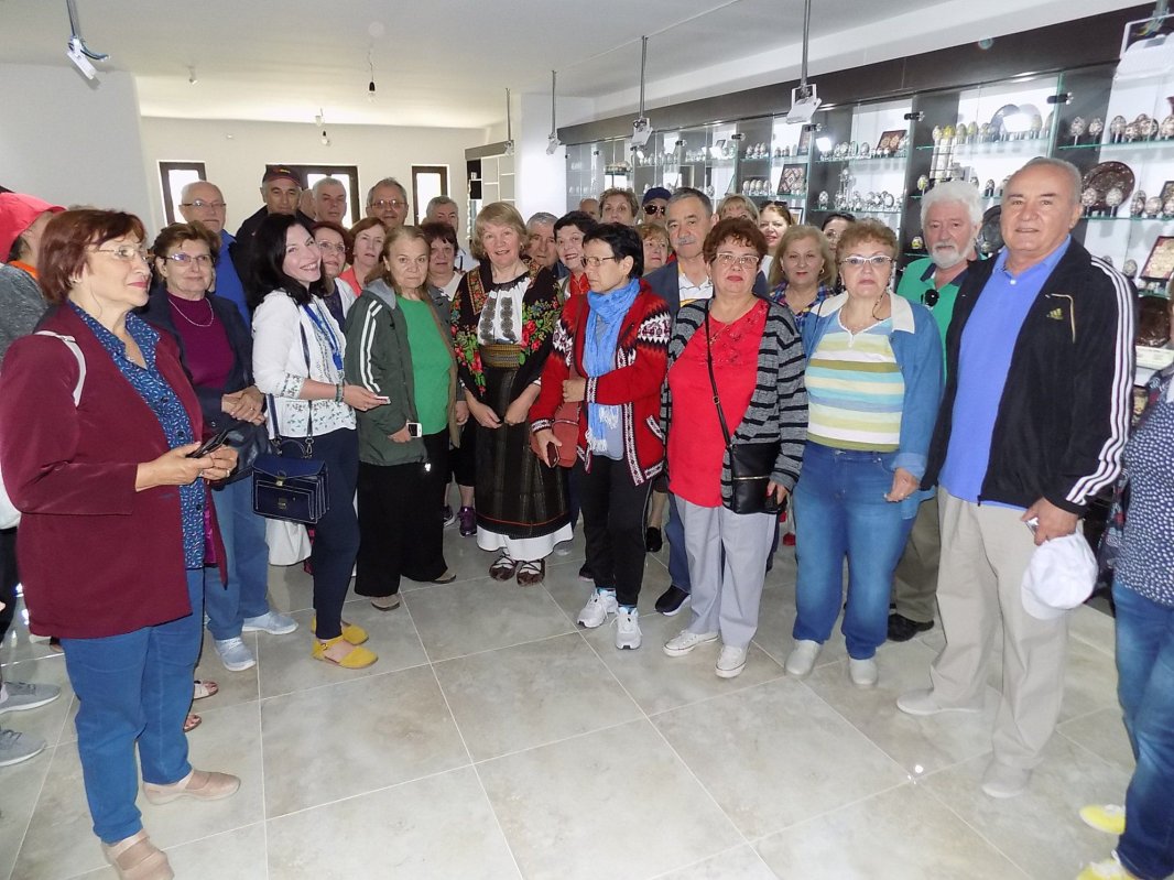 „Veșnica trudă a creației și trăirea pentru frumos” 142927