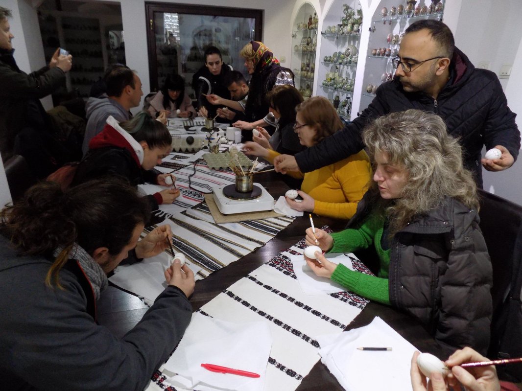 „Veșnica trudă a creației și trăirea pentru frumos” 142940