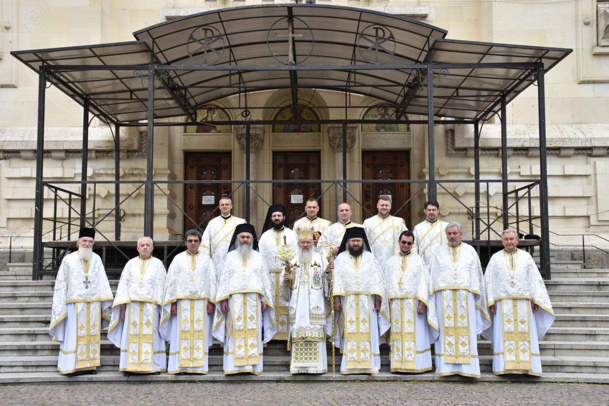 „Să fim optimişti, pentru că Paştile sunt izbăvirea de întristare” 143358