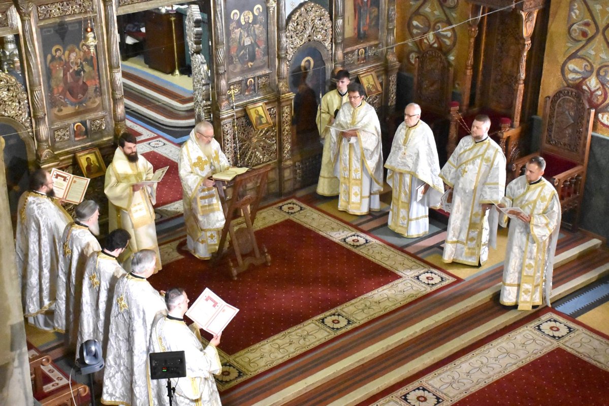 „Să fim optimişti, pentru că Paştile sunt izbăvirea de întristare” 143359