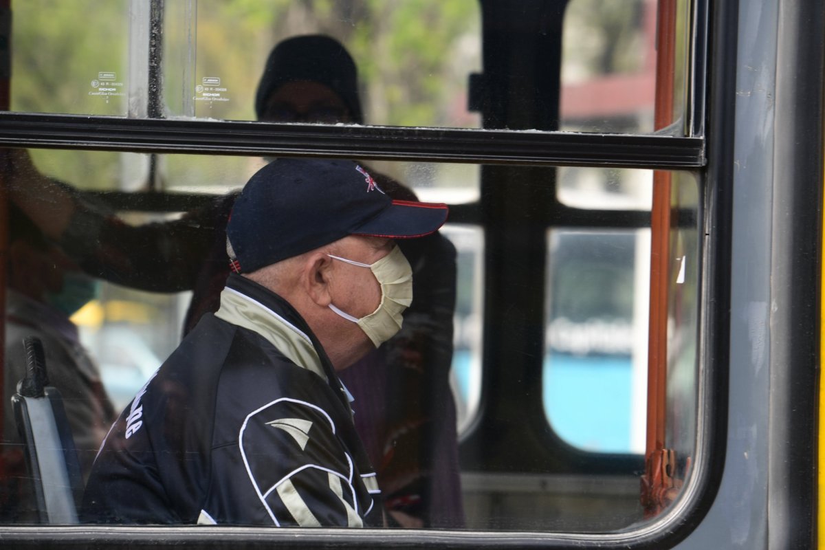 Măștile vor fi obligatorii în spațiile publice 143528