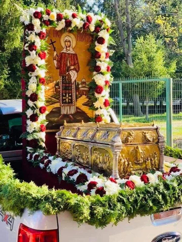 Procesiune cu moaștele Sfintei Mucenițe Filofteia în județul Argeș 143565