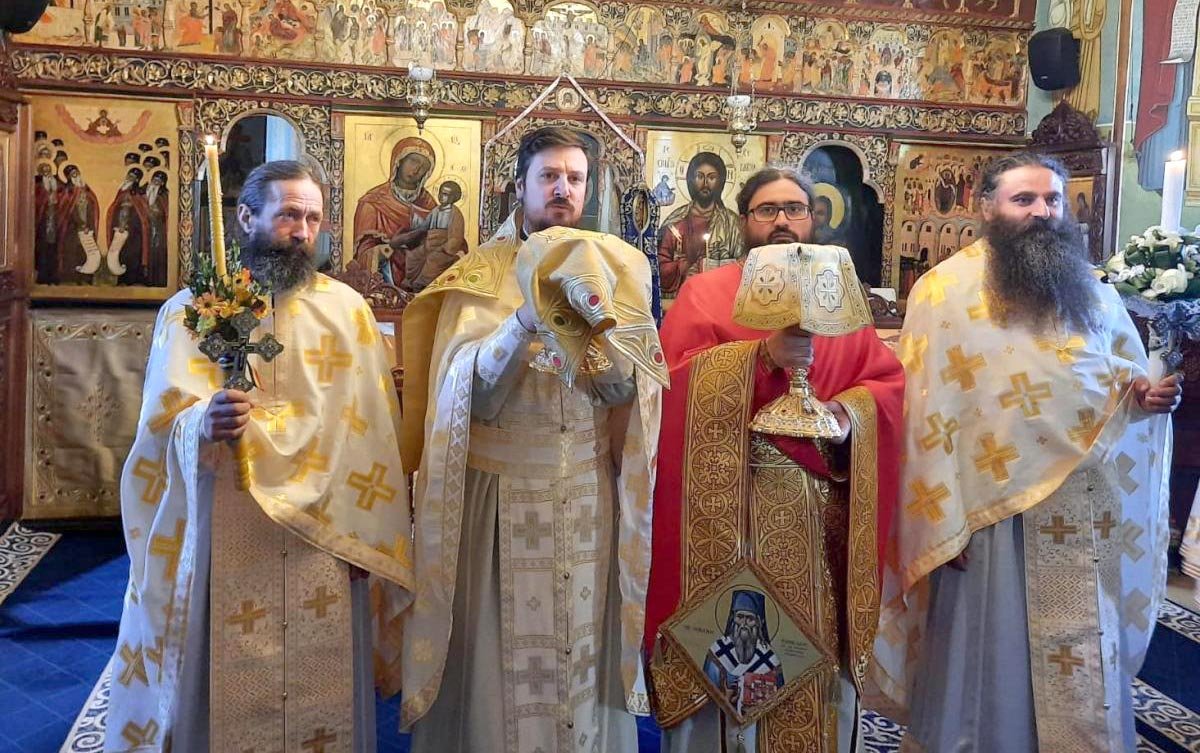 Sfântul Ierarh Pahomie de la Gledin, cinstit la Schitul Pocrov 143505