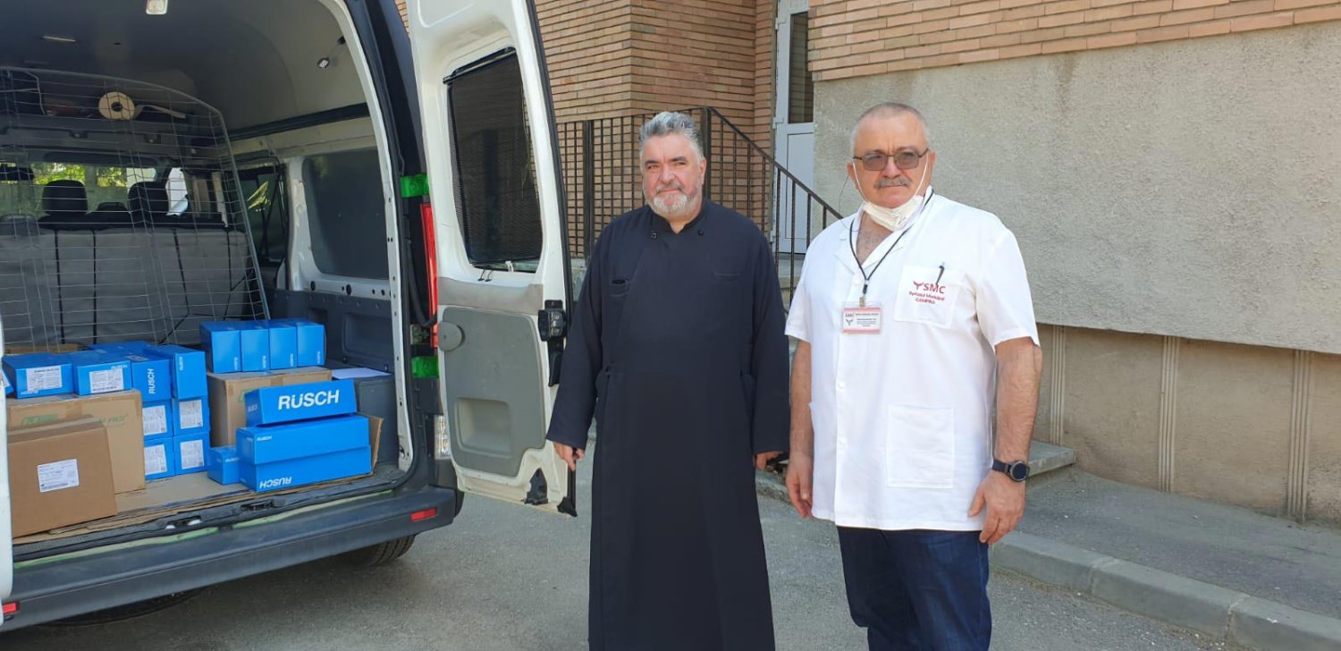 Dispozitive medicale donate spitalelor din Ploiești și Câmpina 143600