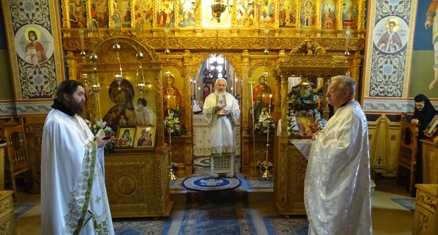 „Purtător de biruință ­prin Hristos Cel înviat din morți” 143595