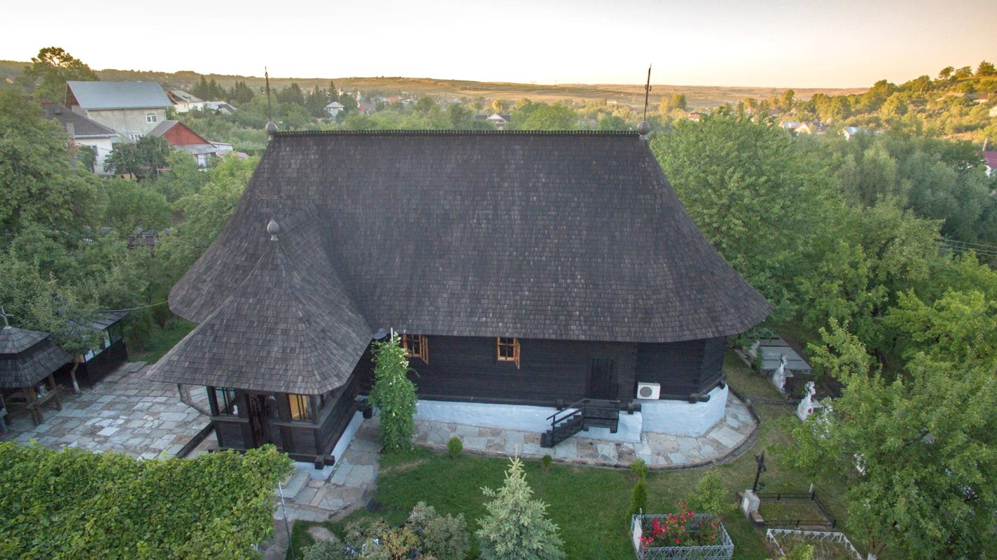 Făclia vie a Paștilor Blajinilor la Rădășeni 143640