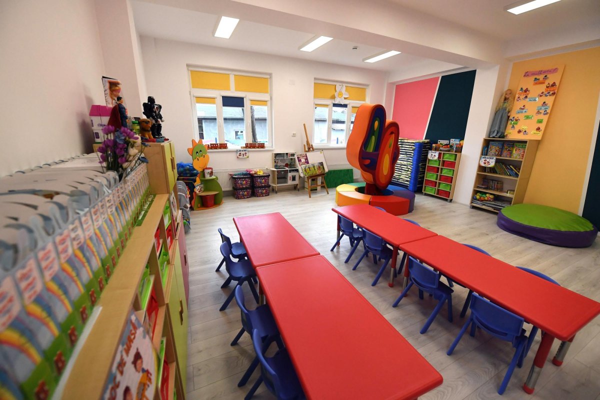 Preşcolarii pot fi înscrişi  şi online sau telefonic 144272