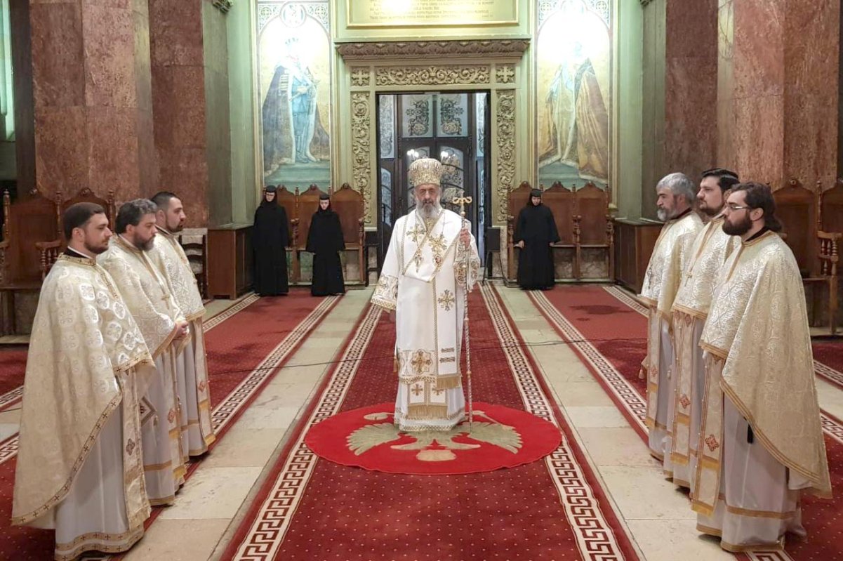 „Credincioșii adevărați nu sunt niciodată singuri, dacă stau cu Domnul” 144501