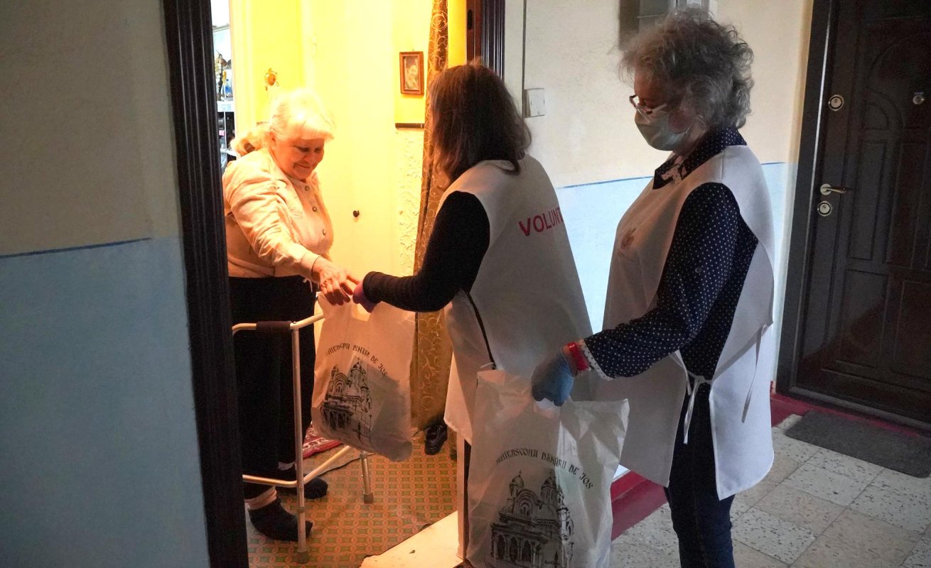 Sprijin material şi moral pentru persoanele afectate de pandemie 144507