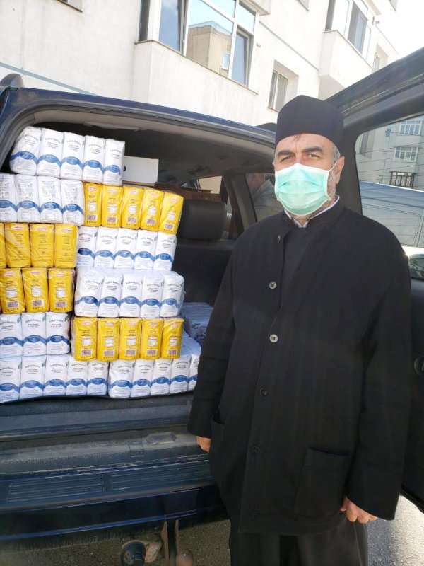 Sprijin pentru căminul de bătrâni de la Mănăstirea Bogdănești din partea preoților fălticeneni 144504