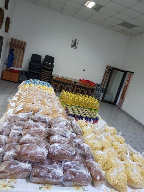 Acţiunile de sprijinire a elevilor şi a persoanelor vulnerabile continuă 144605