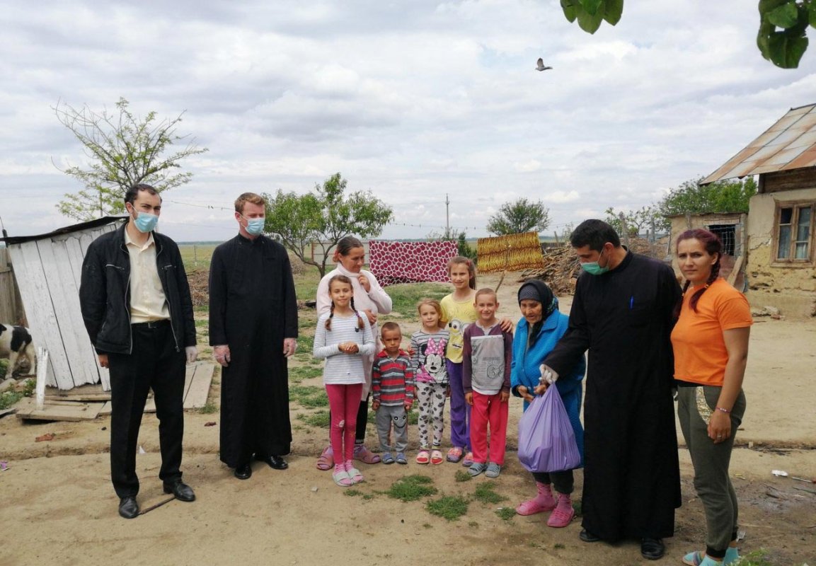 Responsabilitate și implicare socială în comunități sărace 144662