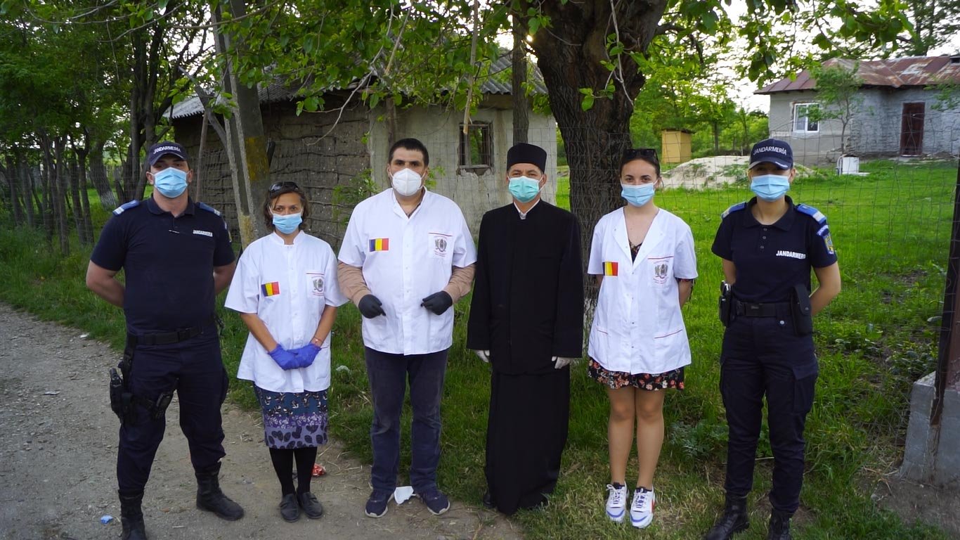 Responsabilitate și implicare socială în comunități sărace 144666