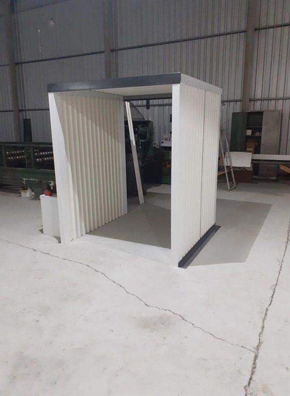 Tablete şi alimente pentru copiii nevoiaşi din parohia botoșăneană Chișcăreni 144689