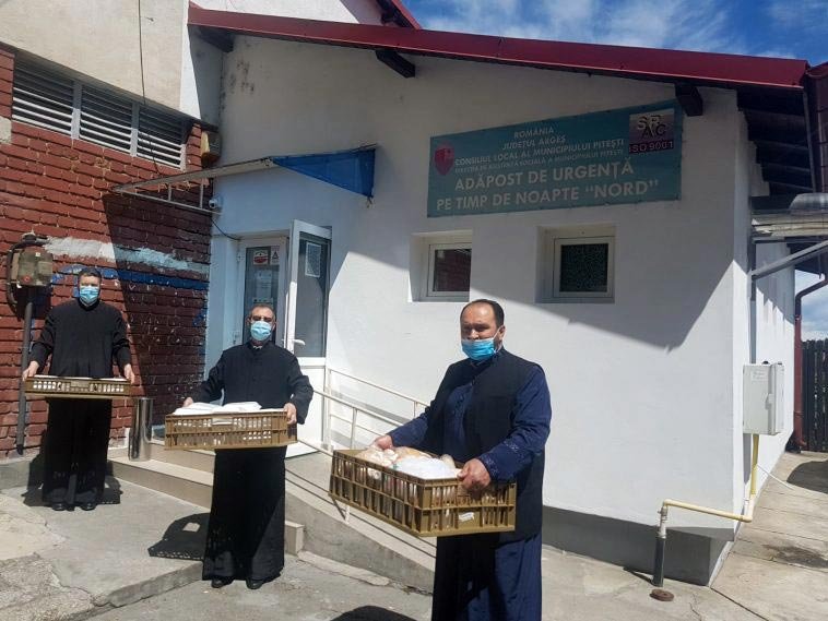 Filantropia şi sprijinirea educaţiei, constante în activitatea eparhiilor 144708