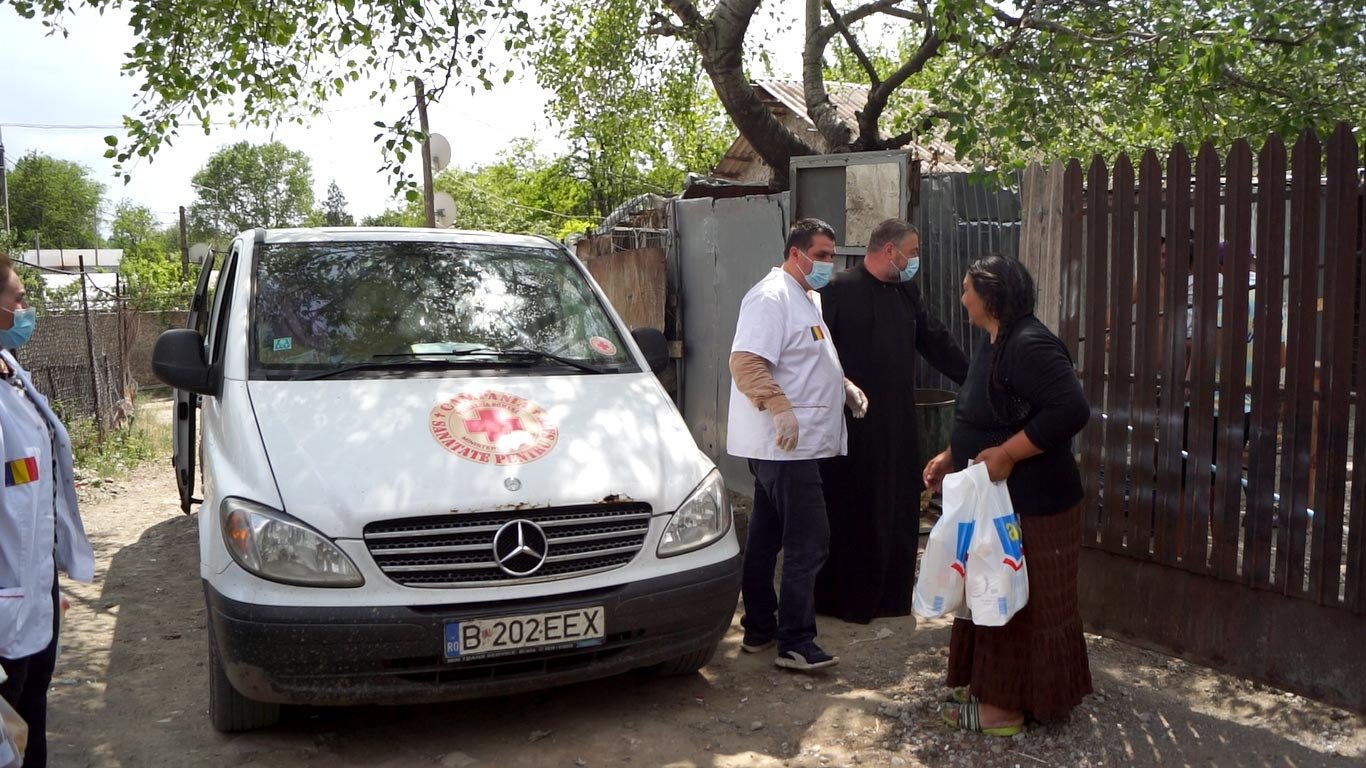 Filantropia şi sprijinirea educaţiei, constante în activitatea eparhiilor 144713