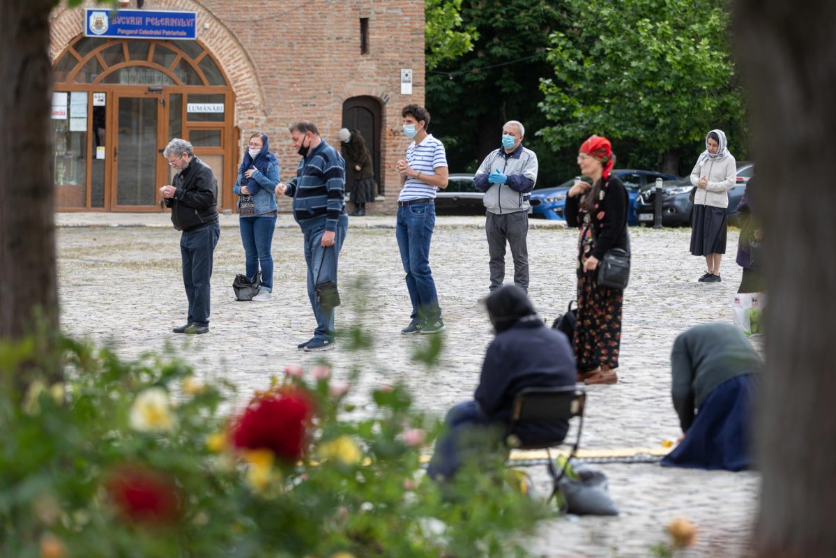 Prima Sfântă Liturghie pe Colina Bucuriei după încetarea stării de urgență  144767