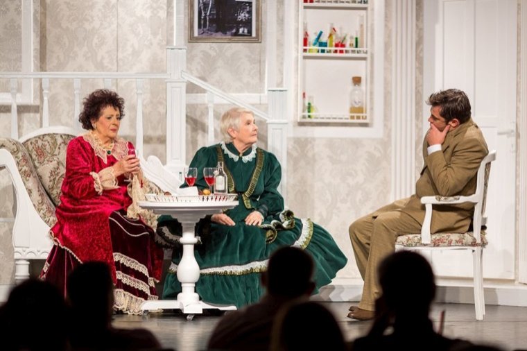 Cafenea artistică on-line 144961