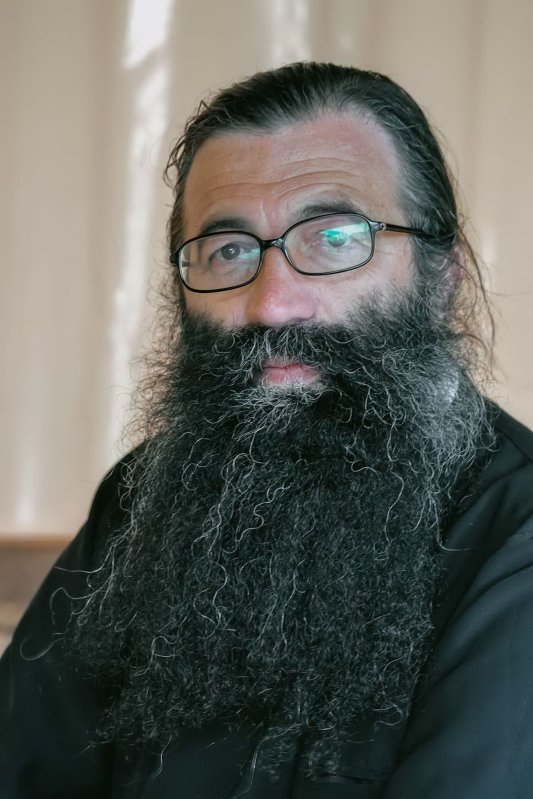 „Revoluția” pro-viață a părintelui Nicolae Tănase 145063