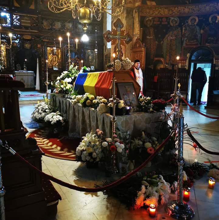 Rugăciune şi priveghere la căpătâiul Arhiepiscopului Pimen 145255