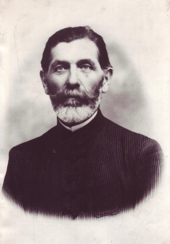 Vocația preoției într-o familie de cinci generații 145243