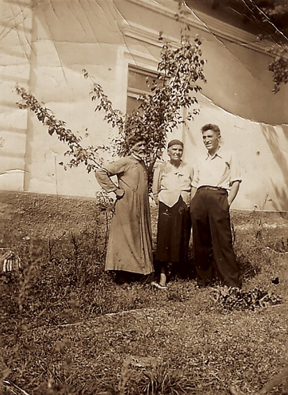 Vocația preoției într-o familie de cinci generații 145248