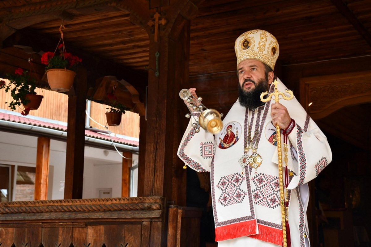 Hramul bisericii Seminarului Teologic Ortodox din Caransebeș 145325