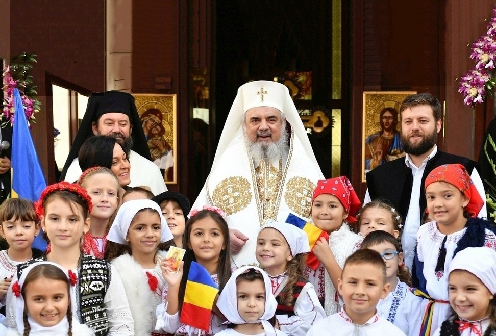 Familia creştină - icoană a iubirii lui Dumnezeu în lume 145796