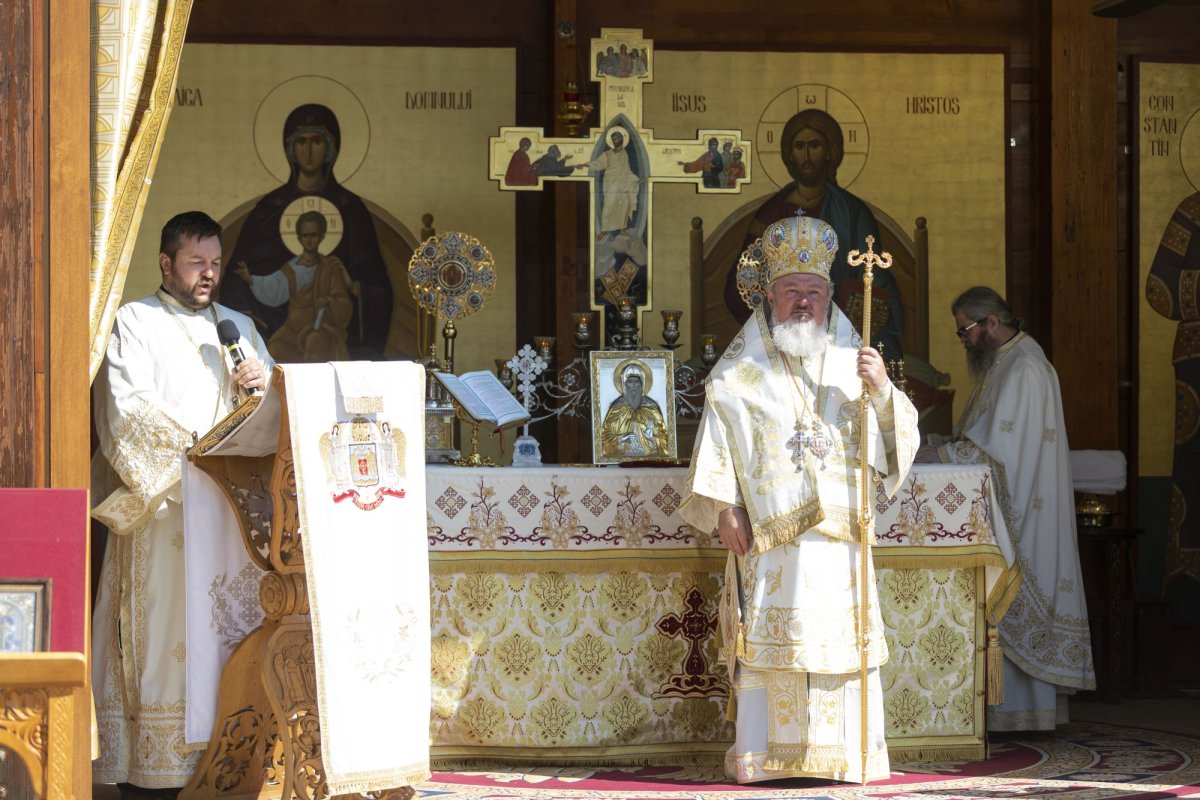 Sfinții Părinți de la Sinodul I Ecumenic, prăznuiţi pe Colina Bucuriei 145826