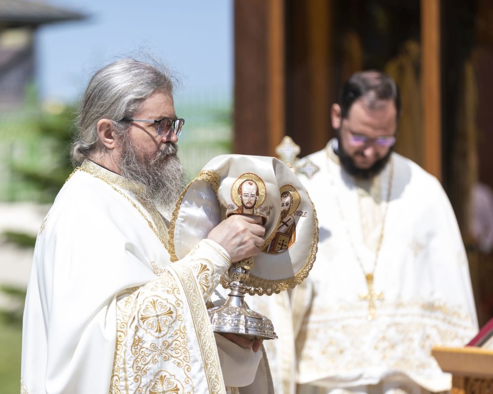 Sfinții Părinți de la Sinodul I Ecumenic, prăznuiţi pe Colina Bucuriei 145840