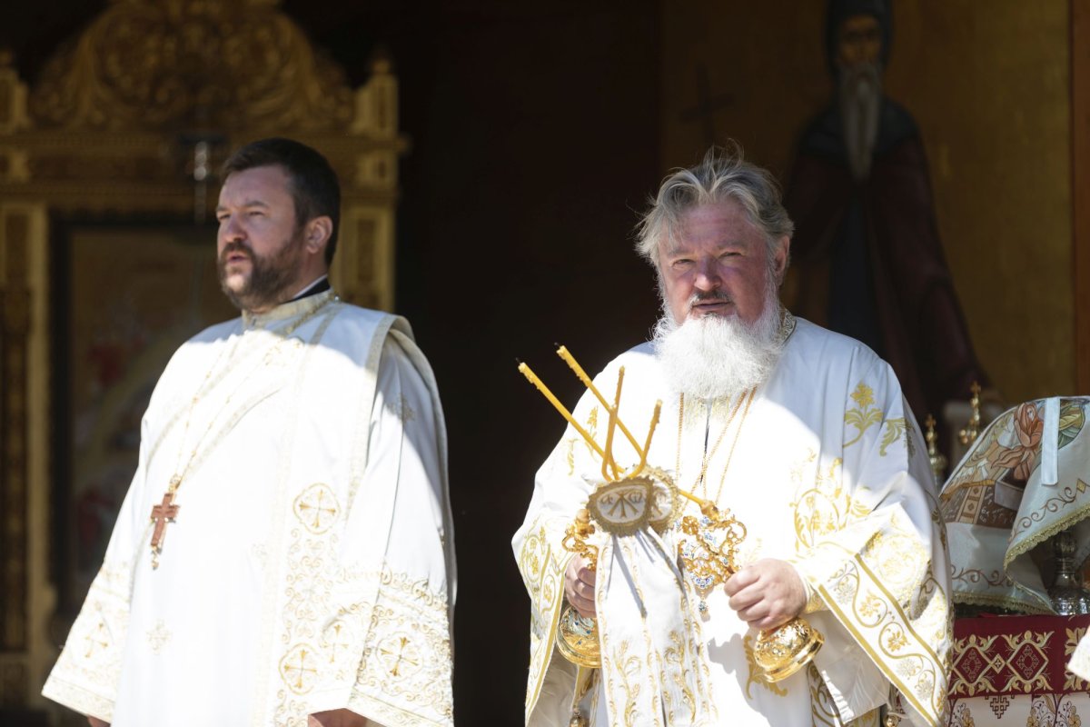 Sfinții Părinți de la Sinodul I Ecumenic, prăznuiţi pe Colina Bucuriei 145844