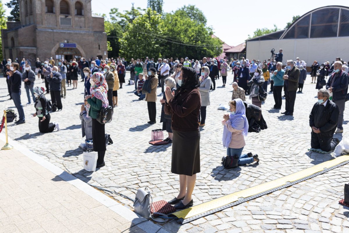 Sfinții Părinți de la Sinodul I Ecumenic, prăznuiţi pe Colina Bucuriei 145847