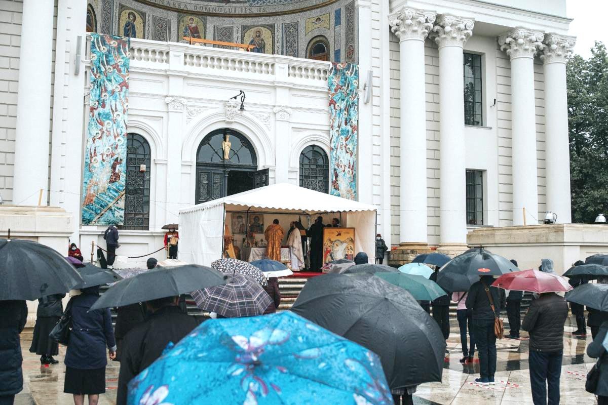 „Cunoașterea lui Dumnezeu este ținta pe care trebuie să o urmărim“ 145910