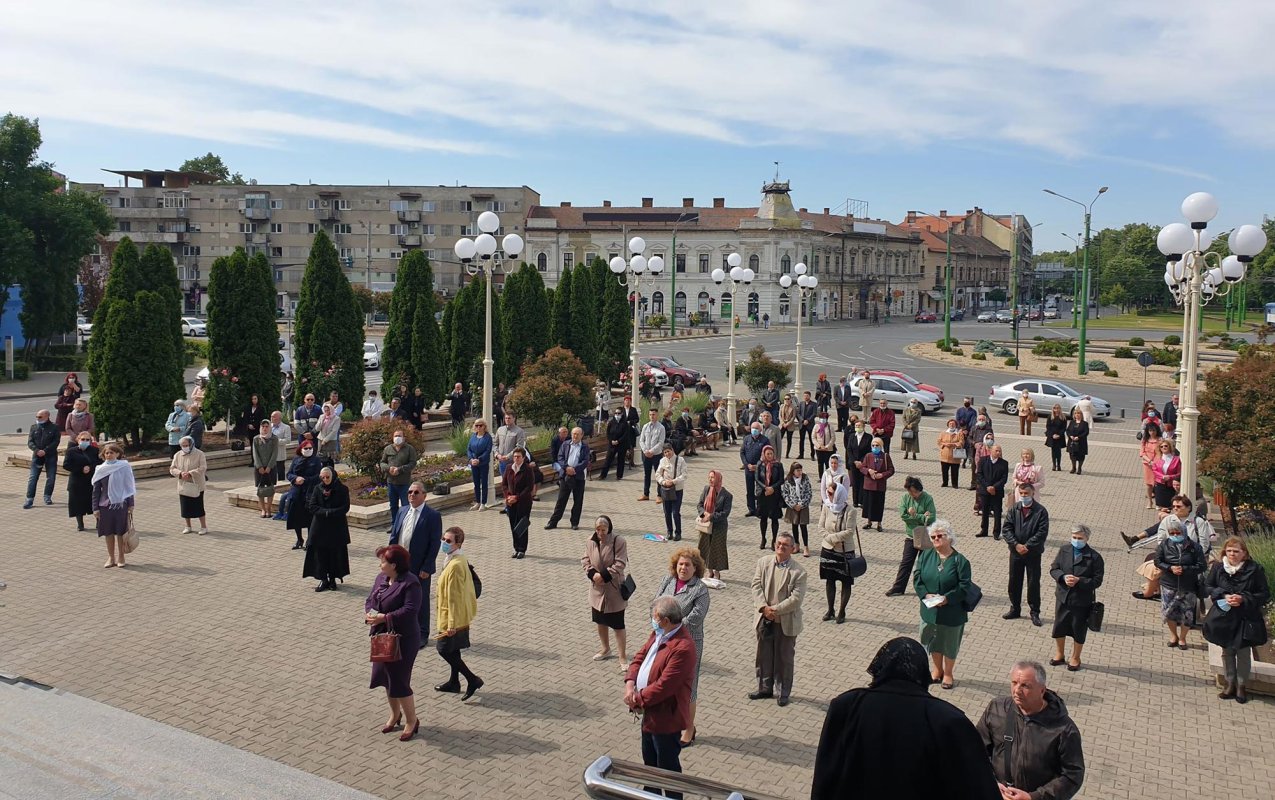 Duminica a 7-a după Paști la Catedrala Arhiepiscopală din Arad 145872