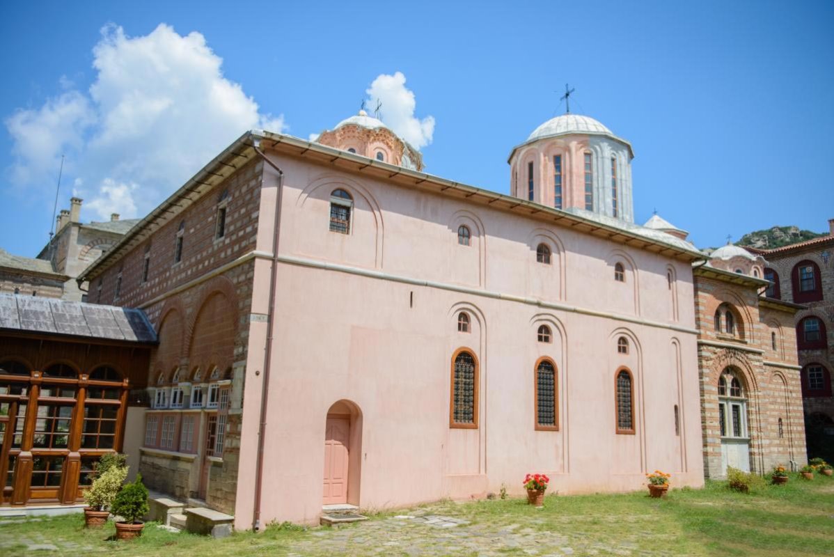 Chipul Sfântului Ioan Valahul în pictura mănăstirii athonite Xiropotamu și contribuția românilor la aceasta 145990