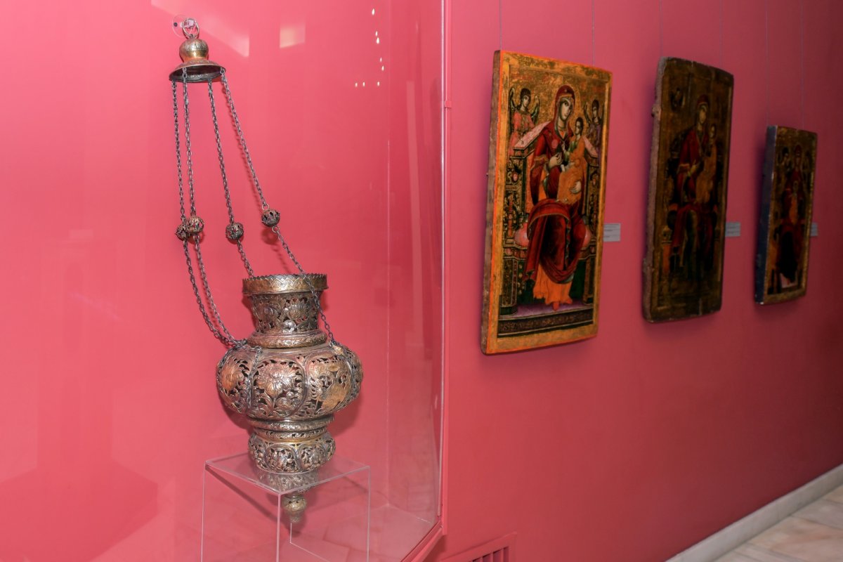 O minunată colecție de artă bisericească  145968