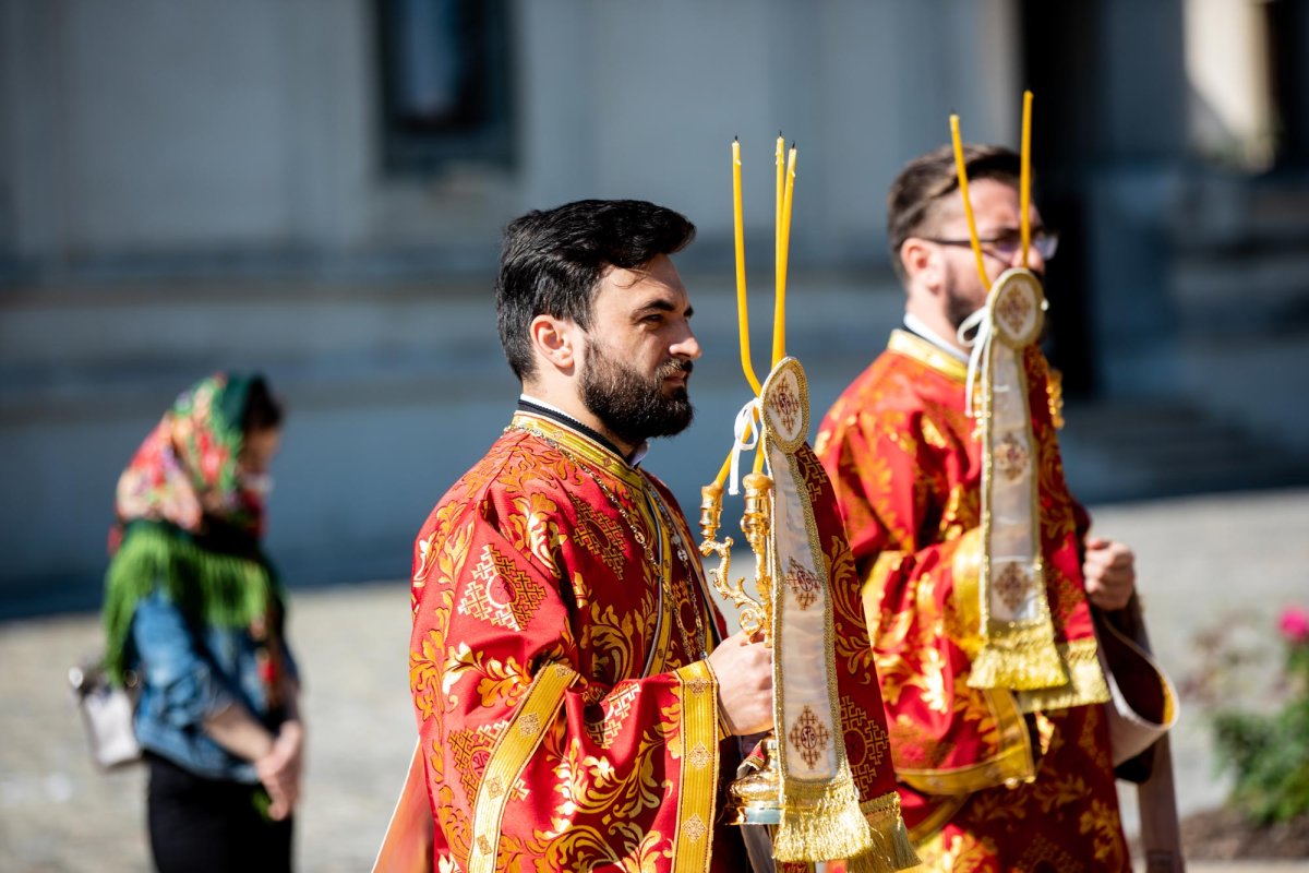 Reprezentanții români la semnarea Tratatului de la Trianon, pomeniți la Patriarhie 146089