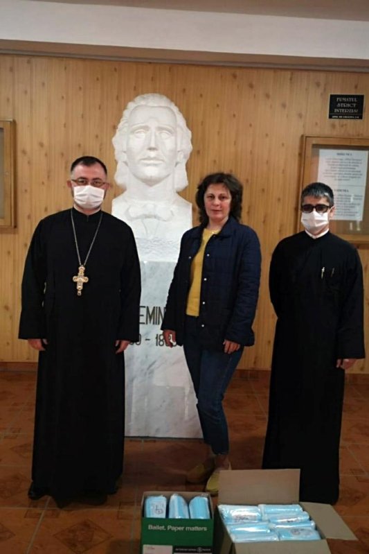 Sprijinirea copiilor pentru a participa la învățământul on-line 146017