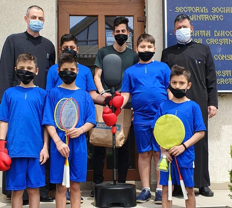 Sprijinirea copiilor pentru a participa la învățământul on-line 146023