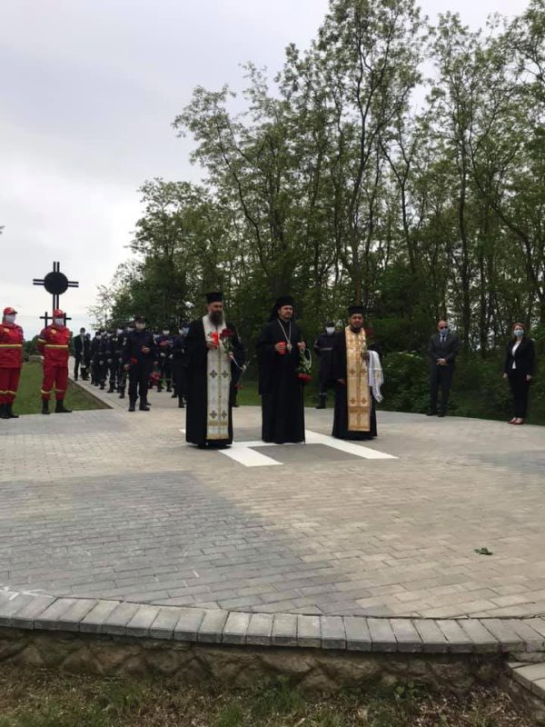 Pomenirea echipajului SMURD căzut la datorie la Haragâș, Republica Moldova 146183