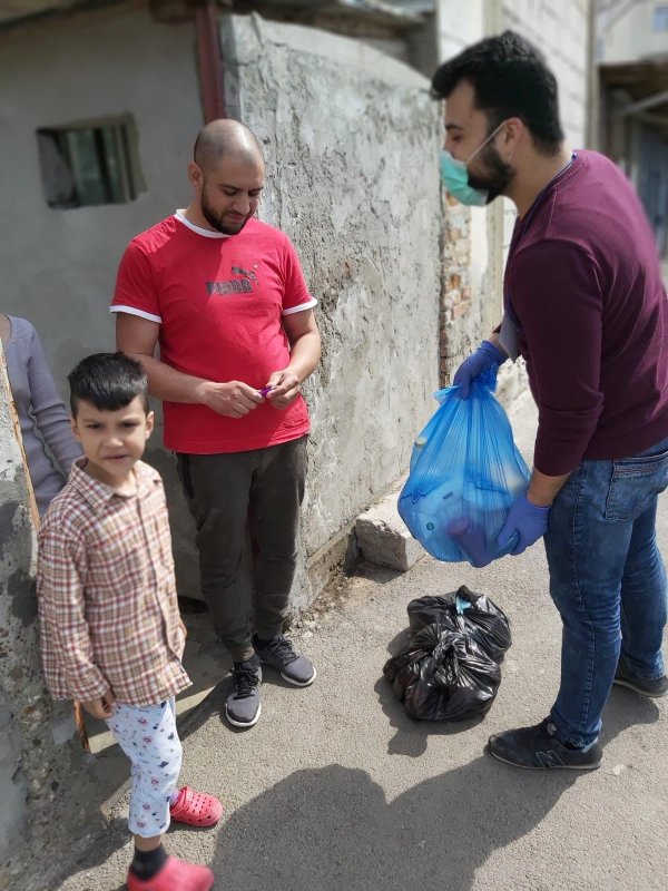 Ajutorul studenților teologi gălăţeni în timpul pandemiei 146355