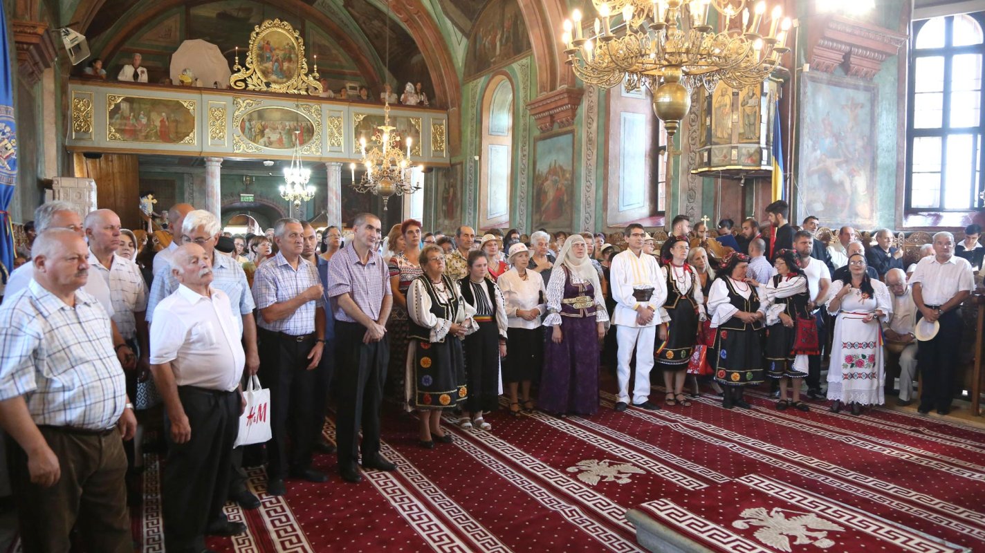 Biserica din Satulung ocroteşte de veacuri Ținutul Săcelelor 146439