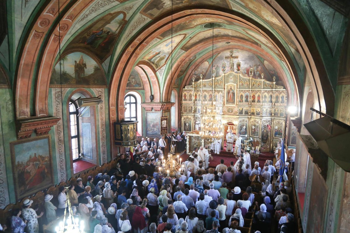 Biserica din Satulung ocroteşte de veacuri Ținutul Săcelelor 146444