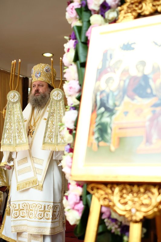 Mănăstirea Radu Vodă din Bucureşti şi-a sărbătorit hramul 146408