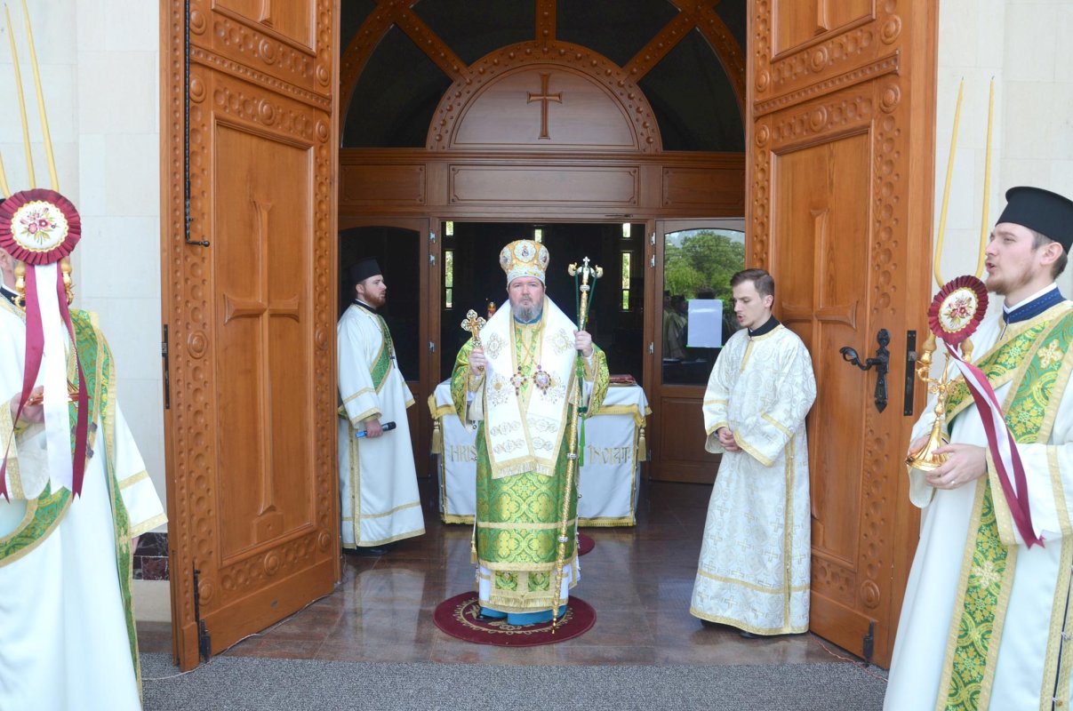 Slujiri arhierești la Catedrala Episcopală din Oradea 146502