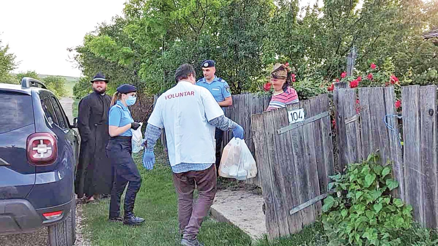 Ajutorarea persoanelor vulnerabile continuă în eparhii 146539